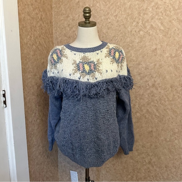 needles & yarn Sweaters - VTG 80s 90s Blue Floral Fringe Chunky Knit Sweater
